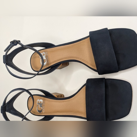 Gianni Bini Side Eye Block Heel Sandal Size 6.5 - Picture 2 of 7